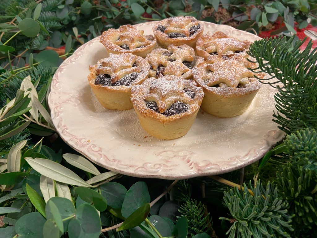 These mince pies were the perfect accompaniment to our wreath making.